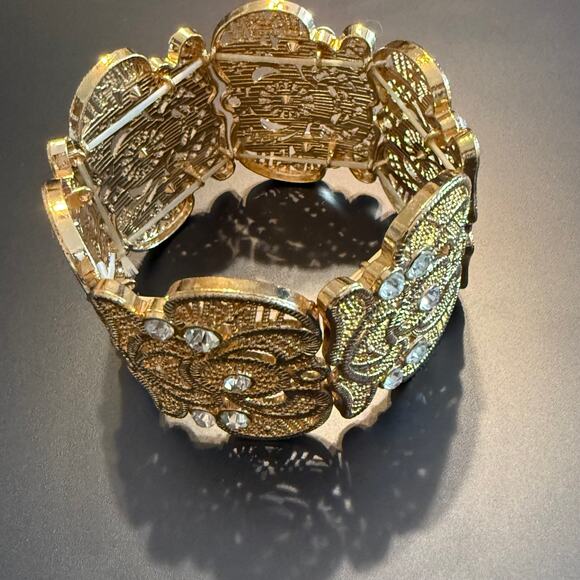 Kakonia Crystal Bling Bridal Bracelet - Picture 3 of 8